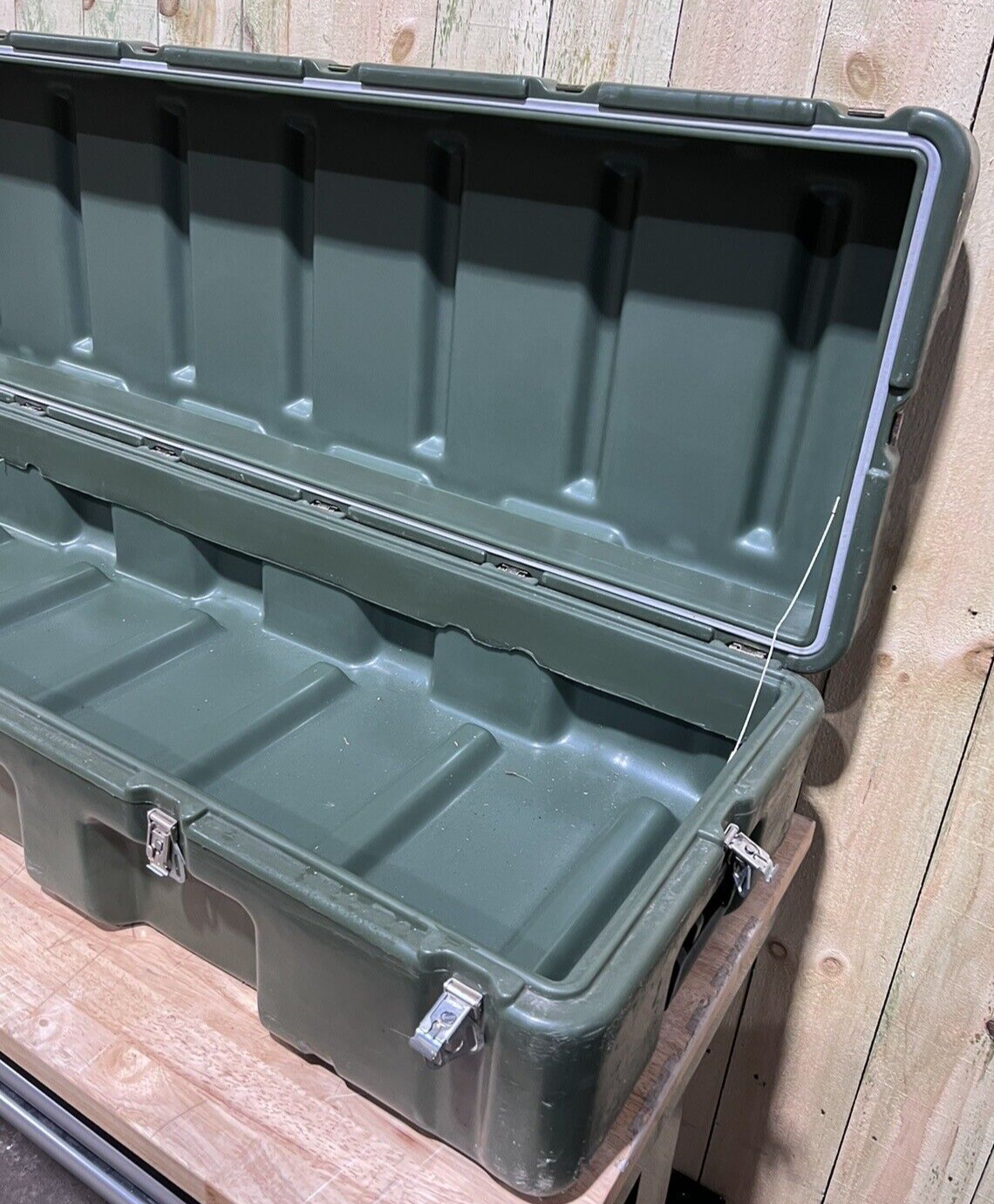 Pelican Hardigg Long Case 59” 19.5” 12” Green Waterproof Storage Footlocker