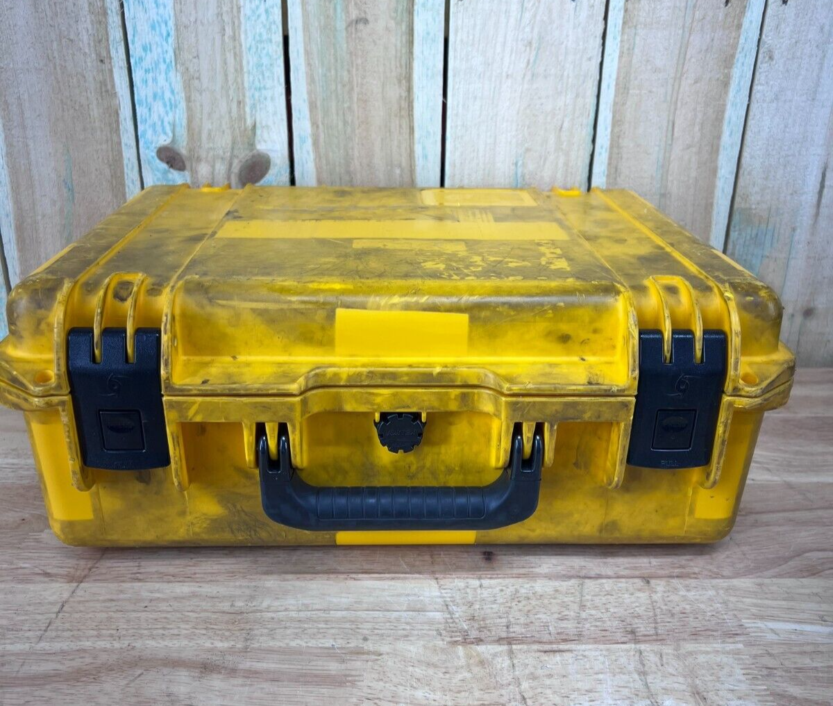 Pelican IM2400 Storm Case Waterproof  Yellow Good Condition A/B Free Shipping
