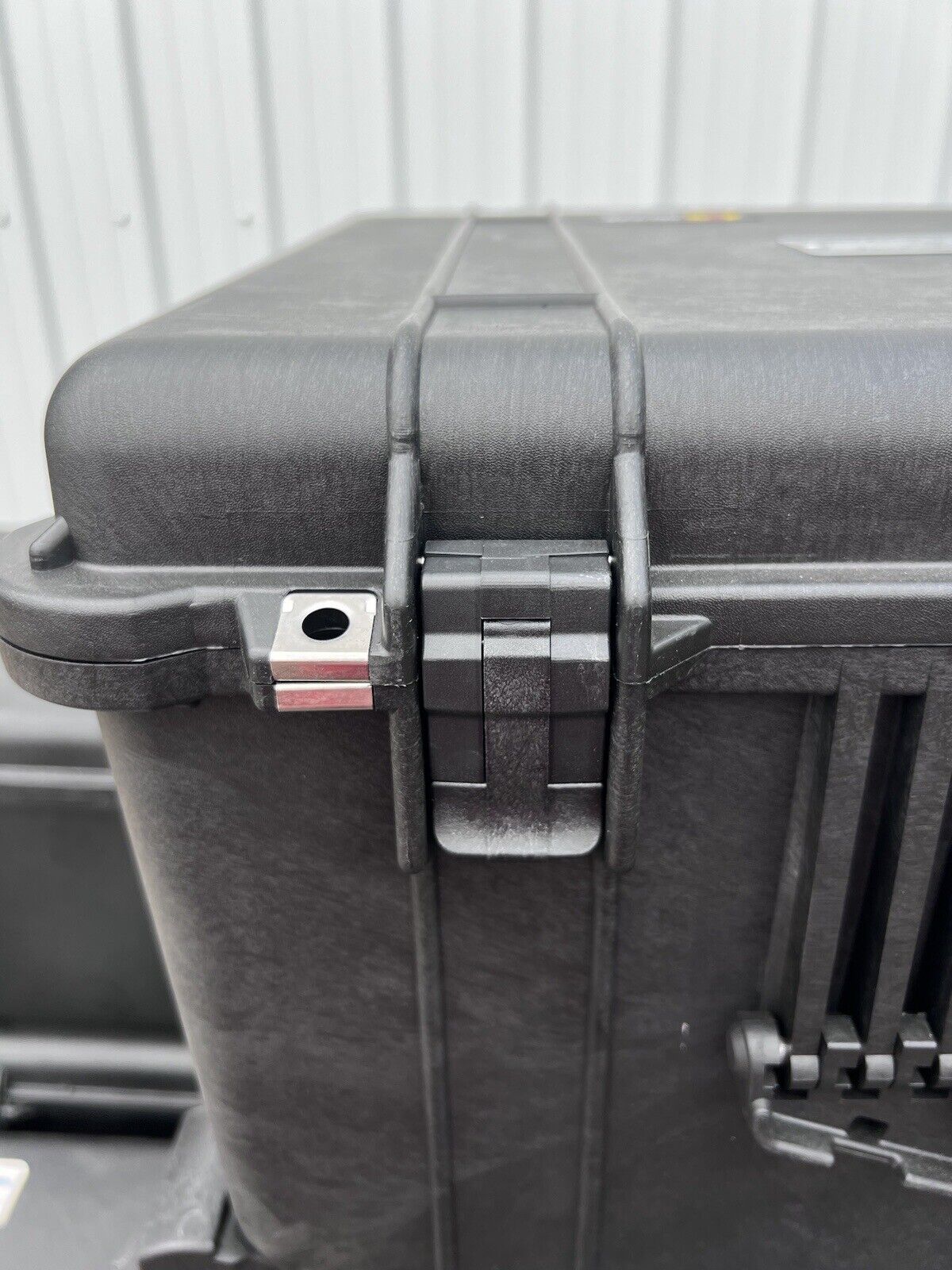 Pelican Case 1620 Hard Case With Foam Black Hard Rolling Travel Case