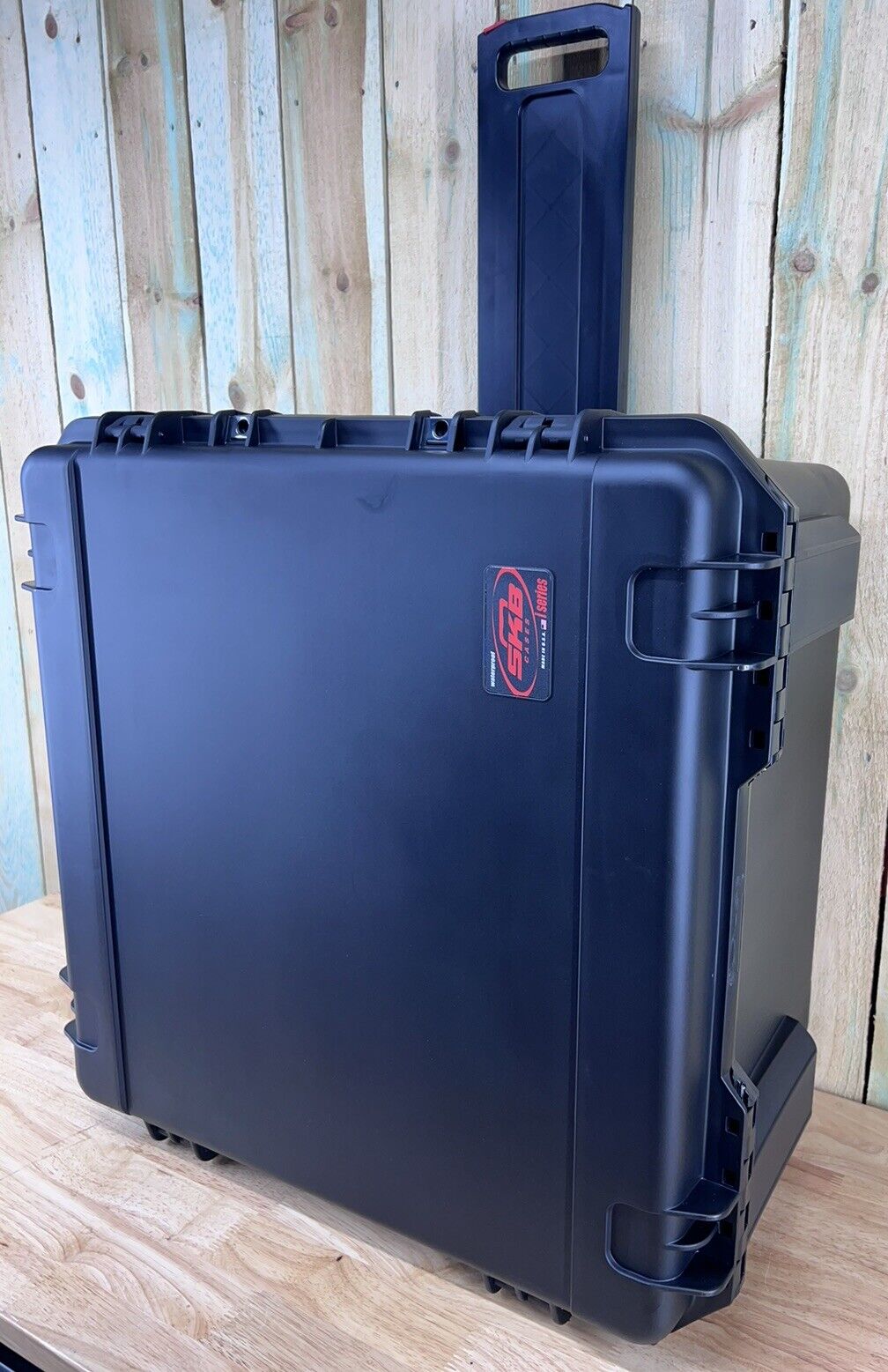 SKB 3I-2424-14 Brand New 24”x24”x14” Waterproof Storage Case Free UPS Shipping