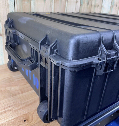Pelican 1730 Protector Large Waterproof Transport Storage Case Rolling