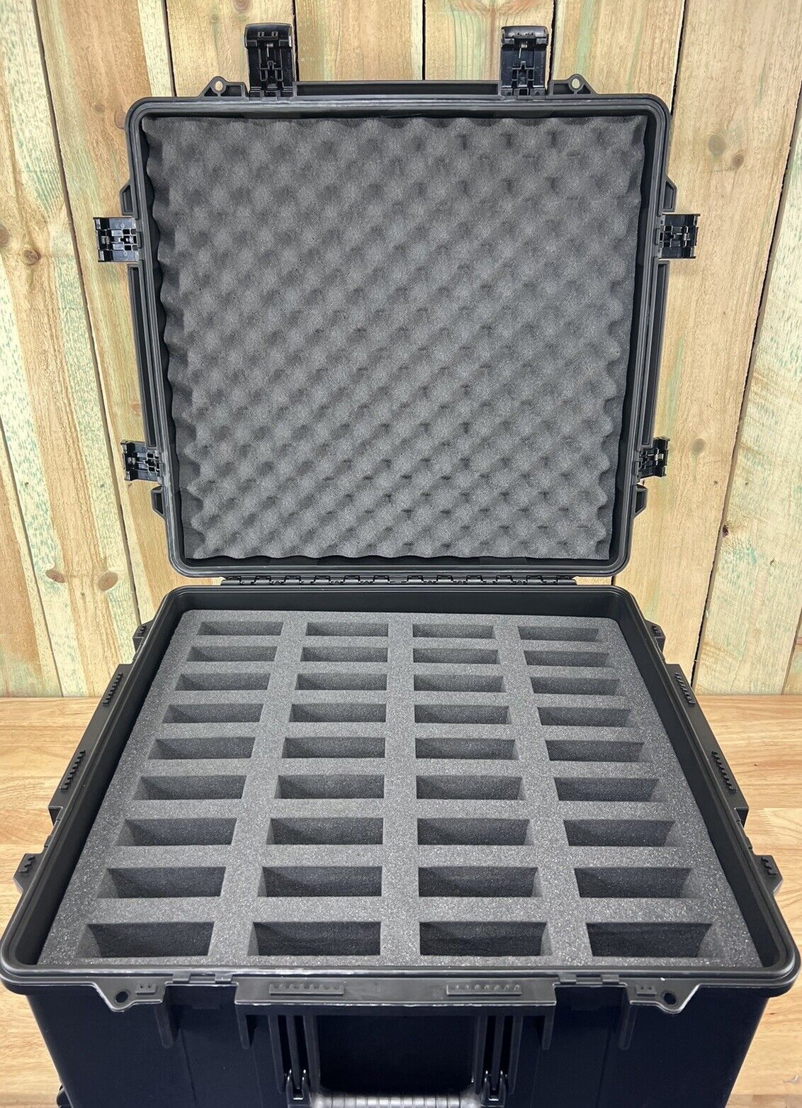 Pelican Storm IM2875 Waterproof Black Storage Case Rolling New Free UPS Shipping