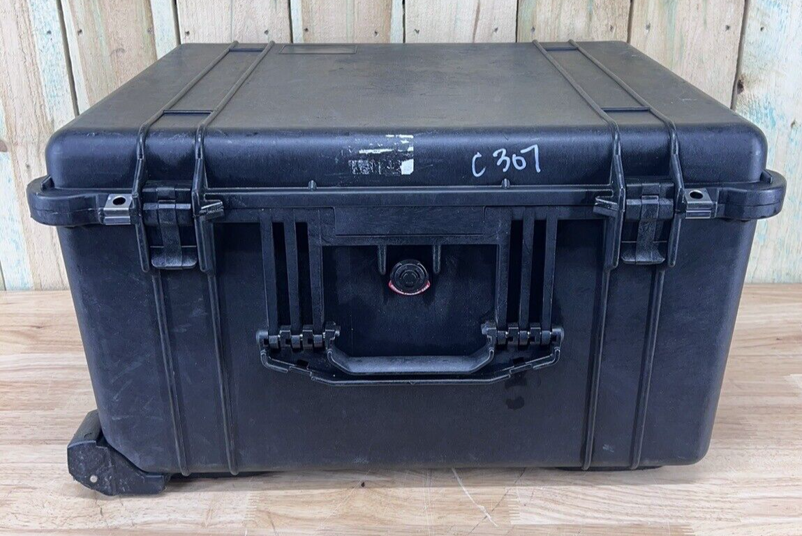 Pelican 1620 Hard Case Protector Rolling Black Good Condition AB