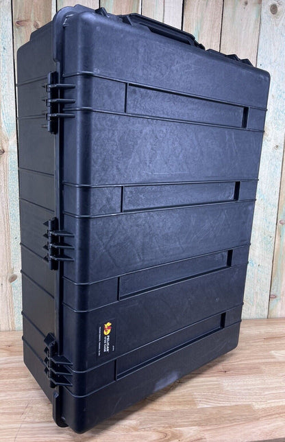 Pelican 1730 Protector Large Waterproof Transport Storage Case Rolling