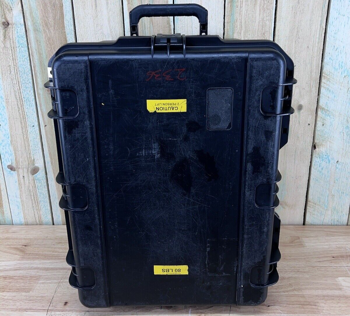 SKB 2317-14 iSeries Waterproof Rolling Case Black Good Condition A/B Free Ship