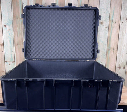 Pelican 1730 Protector Large Waterproof Transport Storage Case Rolling