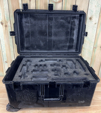Pelican Storm IM2975 Rolling Hard Case Used B/C Grade Free Ship Black