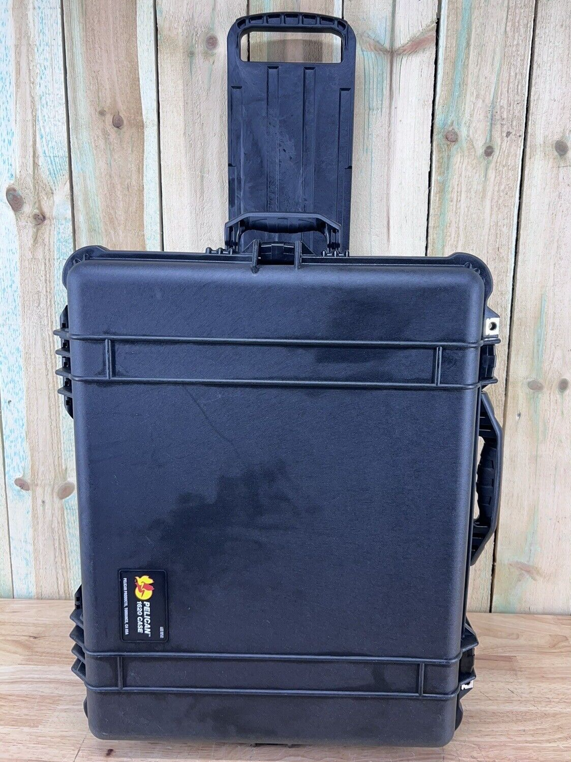 Pelican 1620 Hard Case Protector Rolling Black Good Condition AB