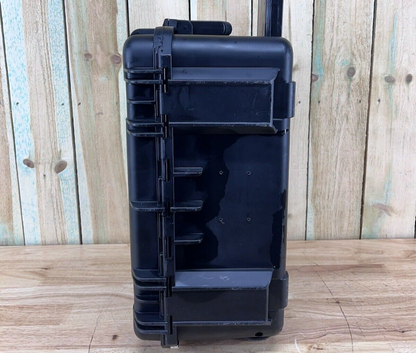 SKB iSeries 1914-8 Waterproof Rolling Case Carry On Great Condition AB