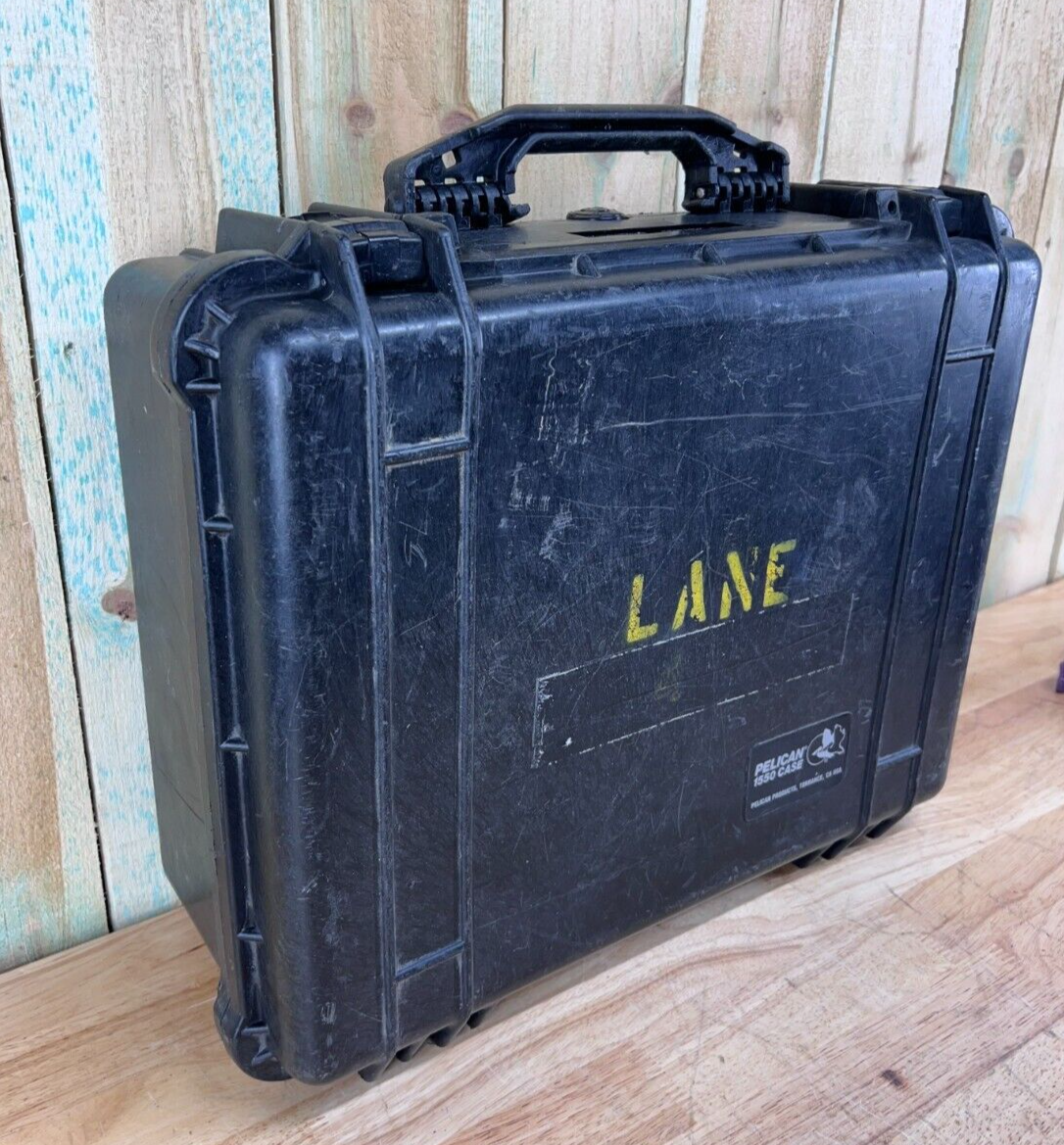 Pelican 1550 Watertight Protector Case Black Good Condition A/B