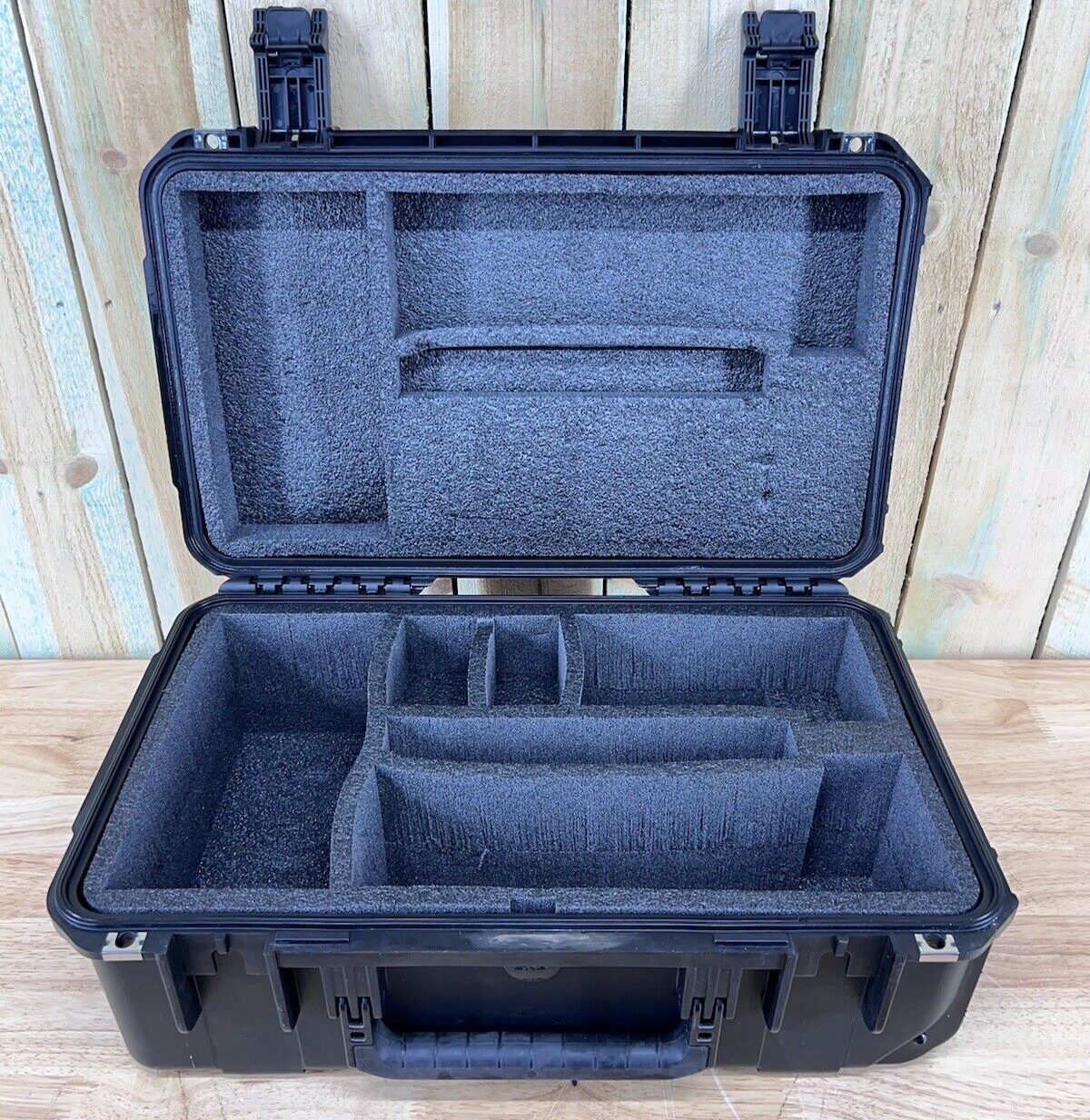 SKB 3I20117 iSeries Waterproof Utility Case Carry On Black Good Condition AB