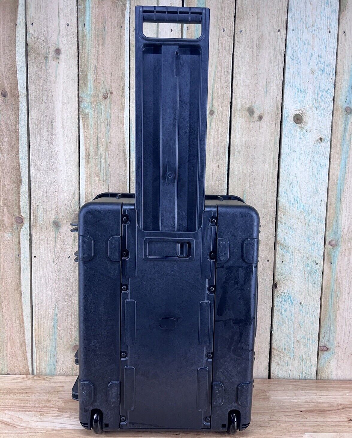 SKB Rolling Carry On ISeries Case 20"x15"x11" Brand New (Pelican 1510 Comp)